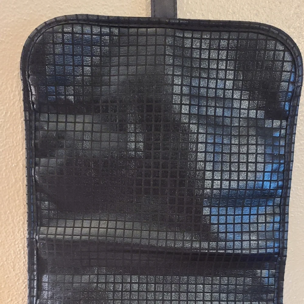 NWT Faux Leather & Nylon travel Beauty Organizer